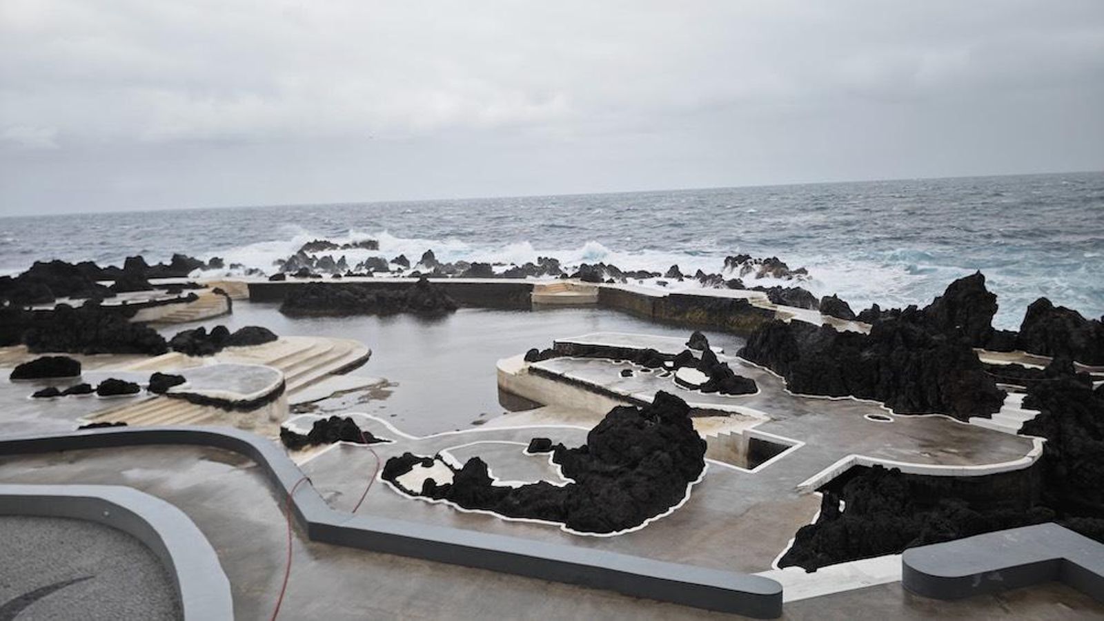 portugal madeira piscinas porto moniz