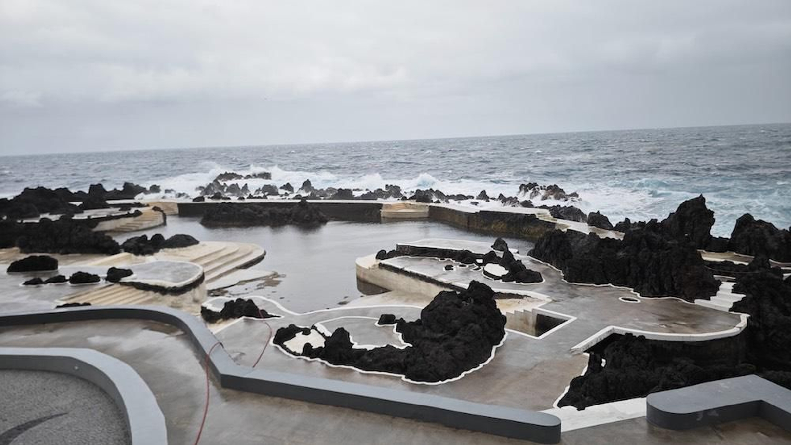 portugal madeira piscinas porto moniz