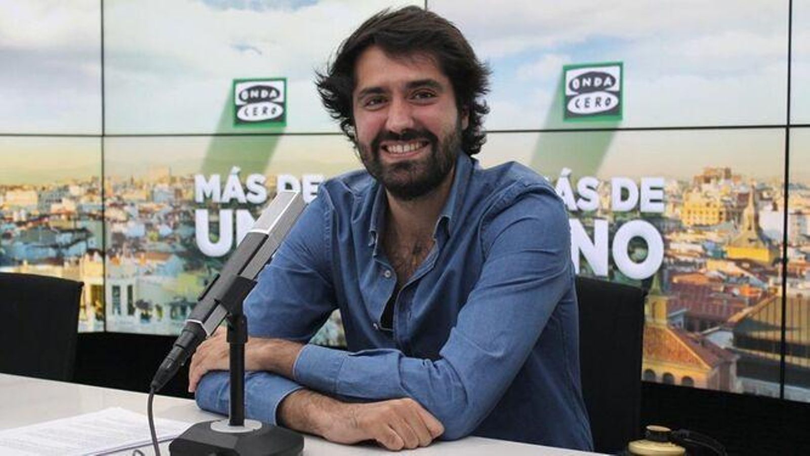 periodista escritor Daniel Ramirez