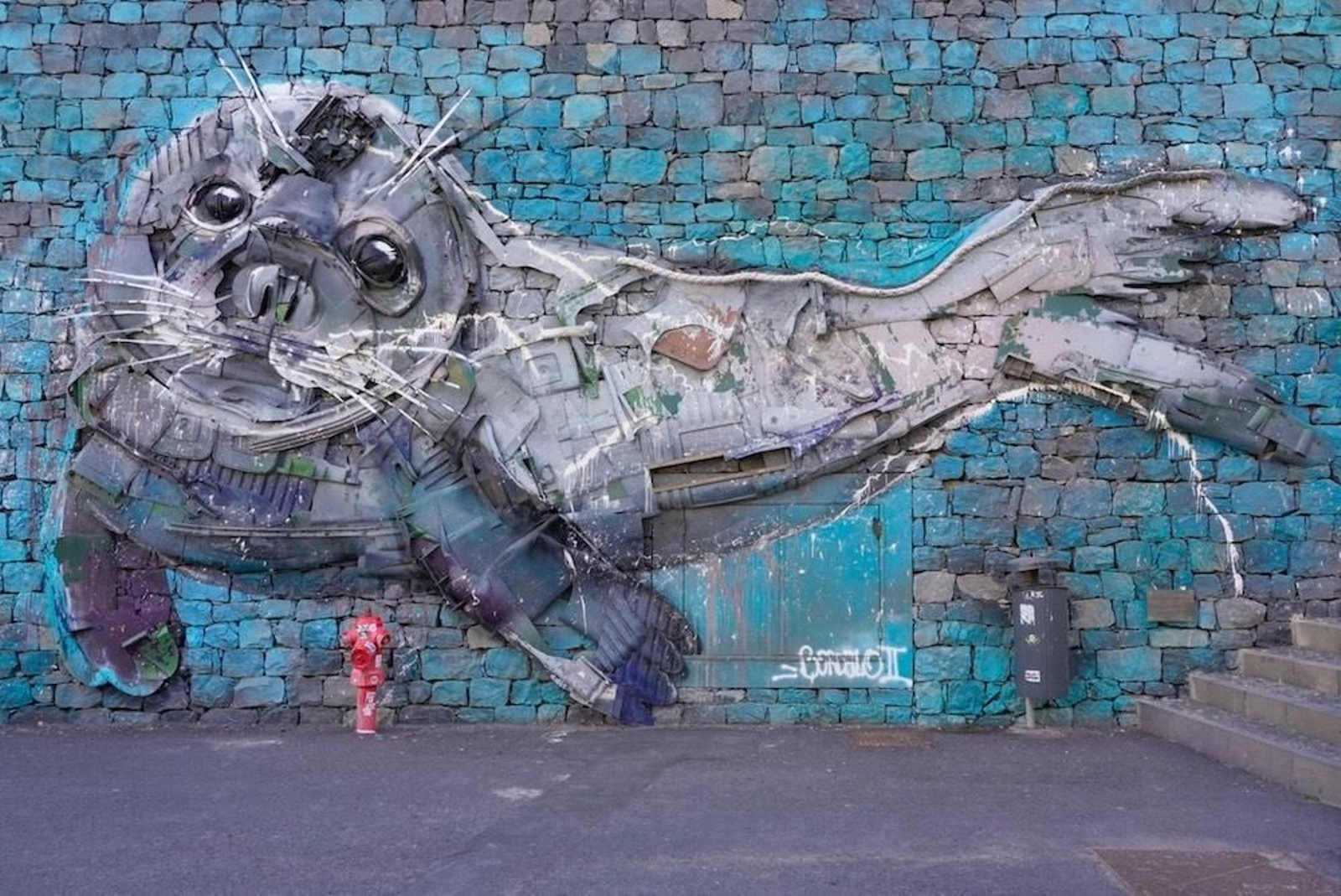 portugal madeira camara lobos foca bordalo